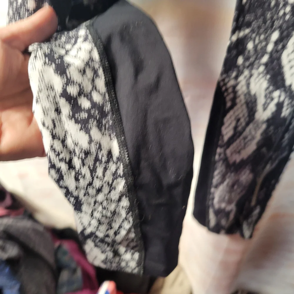 Nike Dri-fit Snake Print‎ Women's Leggings Size Large